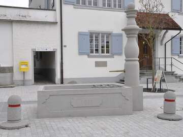 Brunnen aus Bollinger Sandstein
