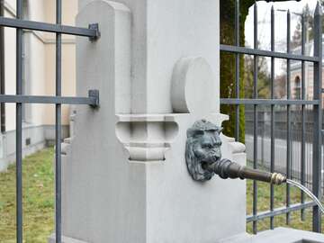 Brunnen aus Bollinger Sandstein